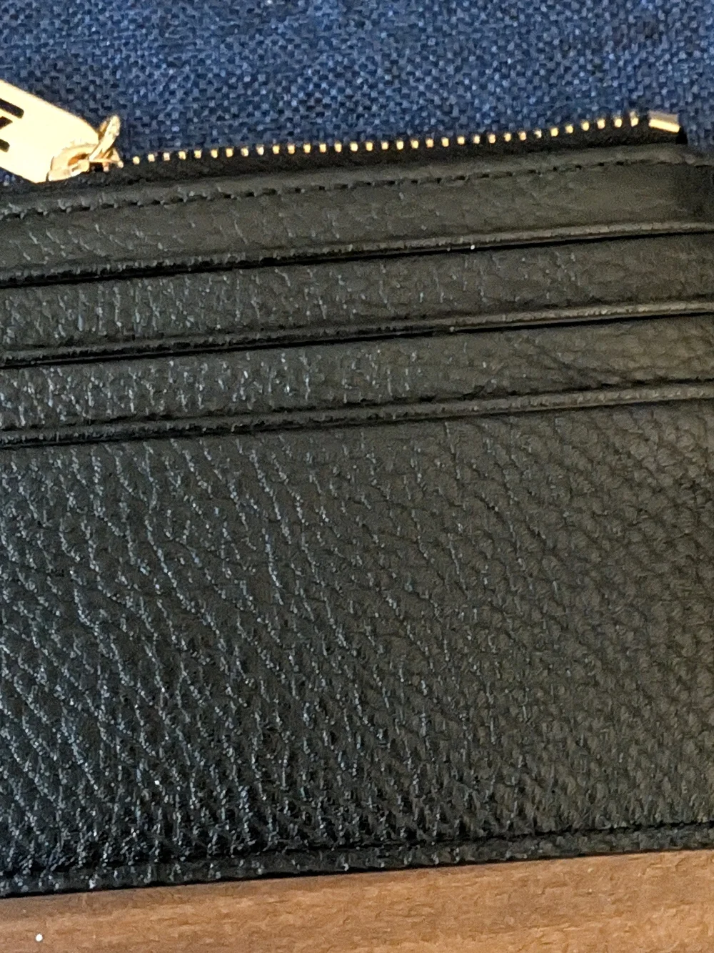 Nannini compact pebbled